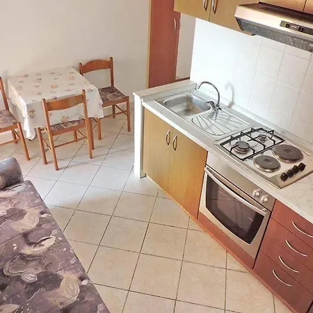Ana Apartment
