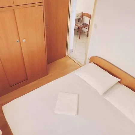 Apartment Ana *